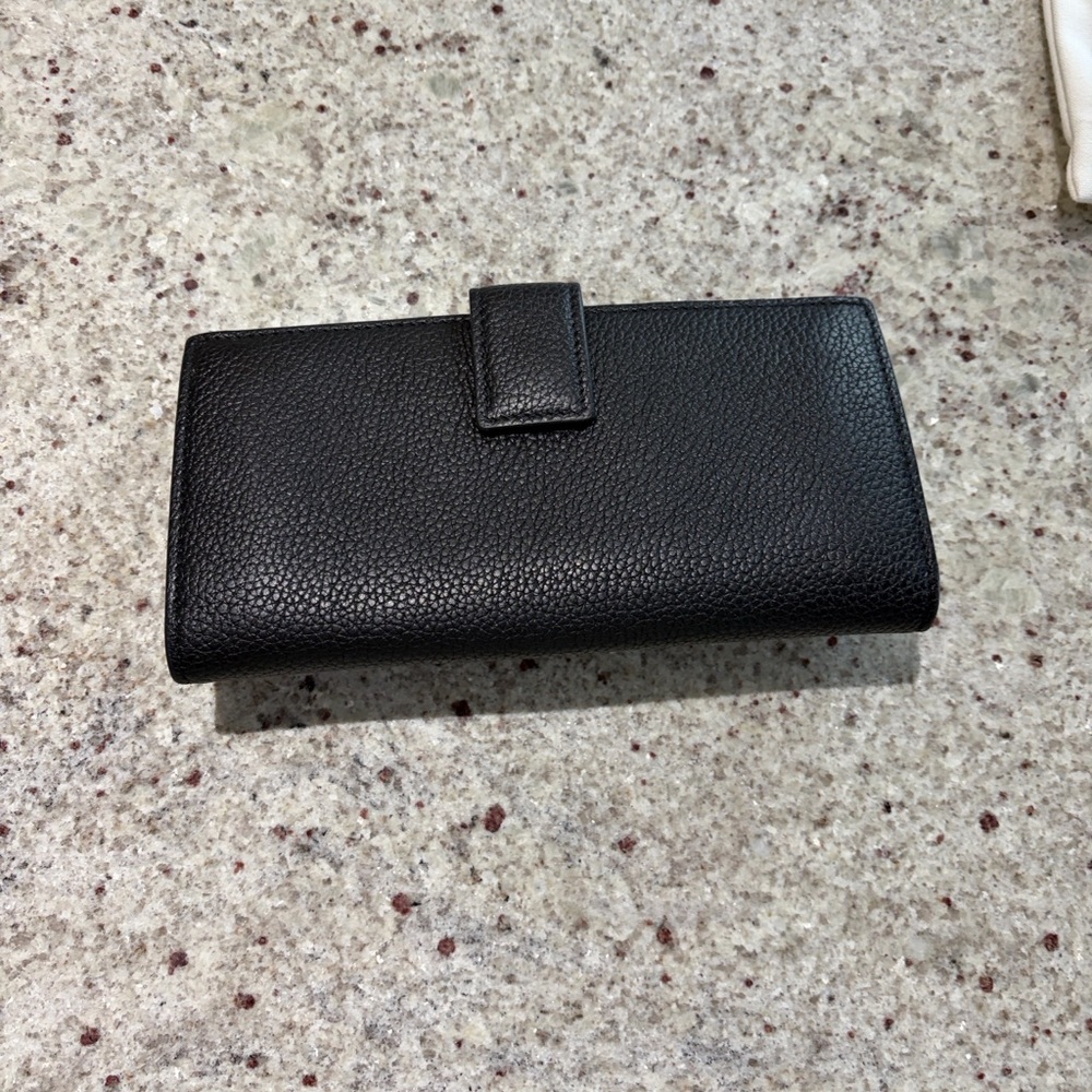 Alexander McQueen Black Wallet with Gold Skull Accent - Picture 6 of 8